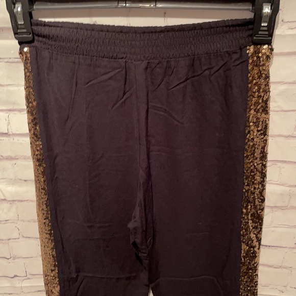 EUC Xhilaration SZ XS joggers w/side sequin detail - Picture 5 of 8
